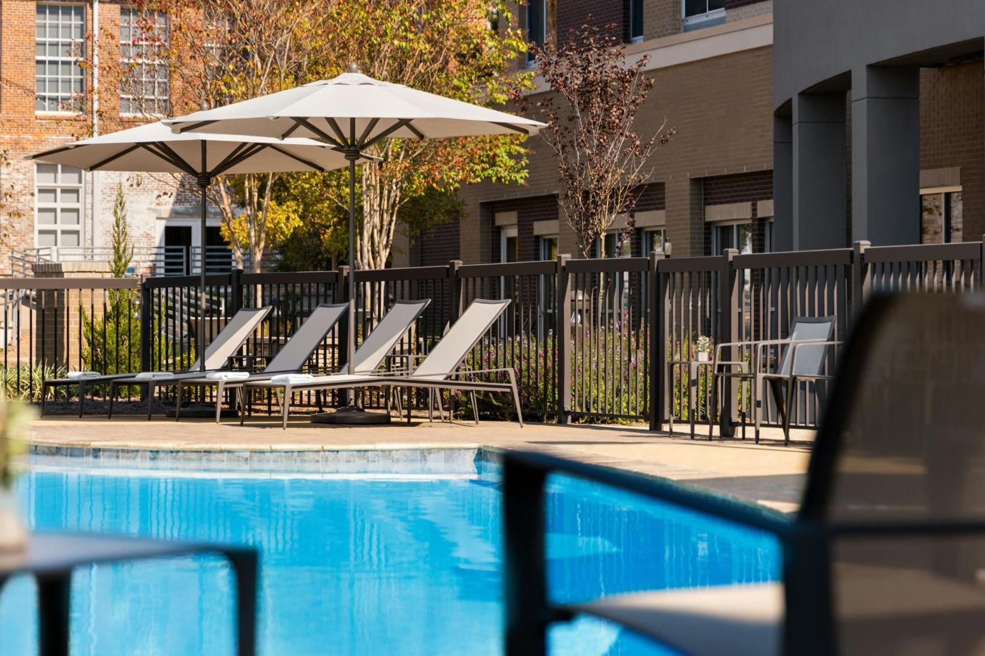 Courtyard By Marriott Starkville Msu At The Mill Conference Center Exterior foto